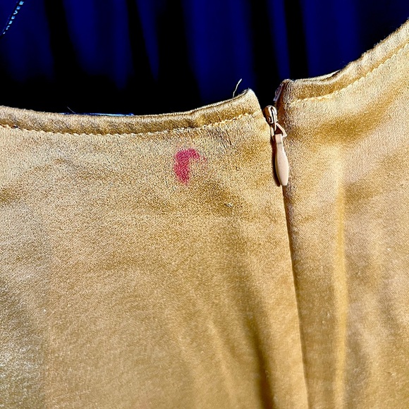 Yellow dress - Picture 3 of 3